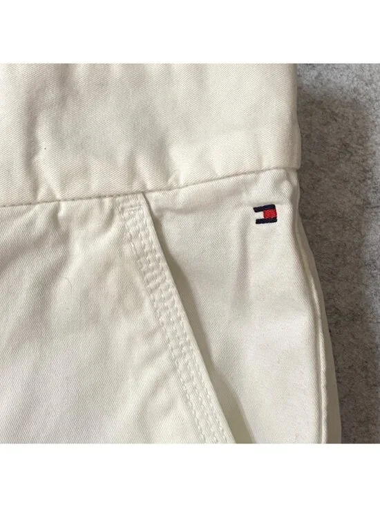 Tommy Hilfiger Womens White Chino Shorts Size 16 Cotton Blend Casual Summer Wear - Picture 3 of 5